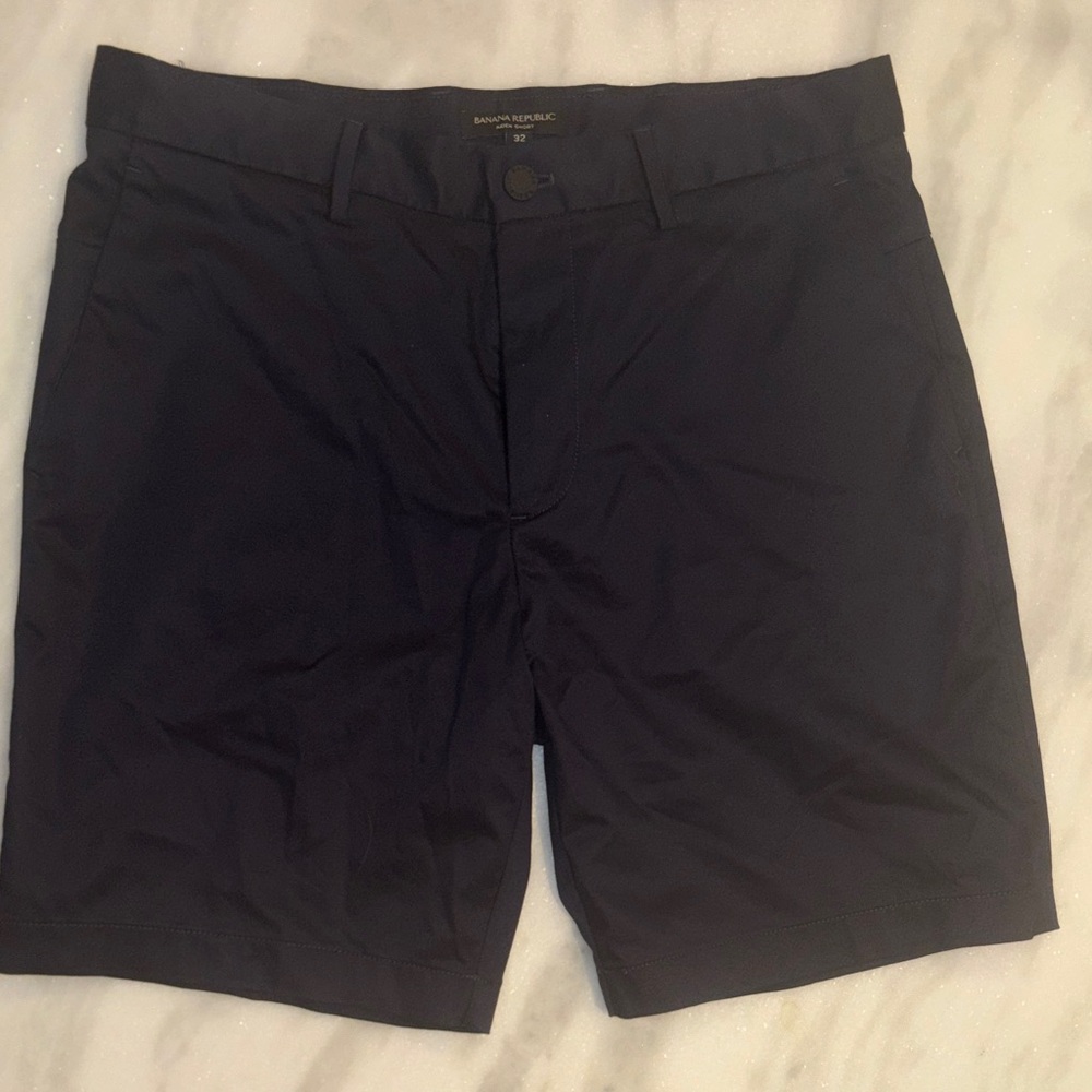 Banana Republic Men's Dark Navy Shorts